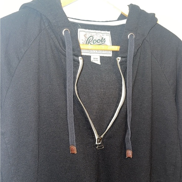 Black Roots 1/4 Zip Sweater - Picture 4 of 9